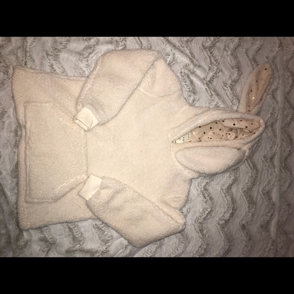 White Fuzzy sweatshirt